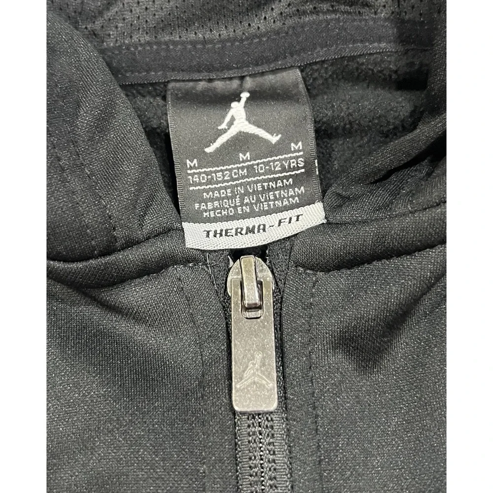 Nike Air Jordan Hoodie Boys Medium‎ Black Activewear Pullover Kidcore Therma Fit